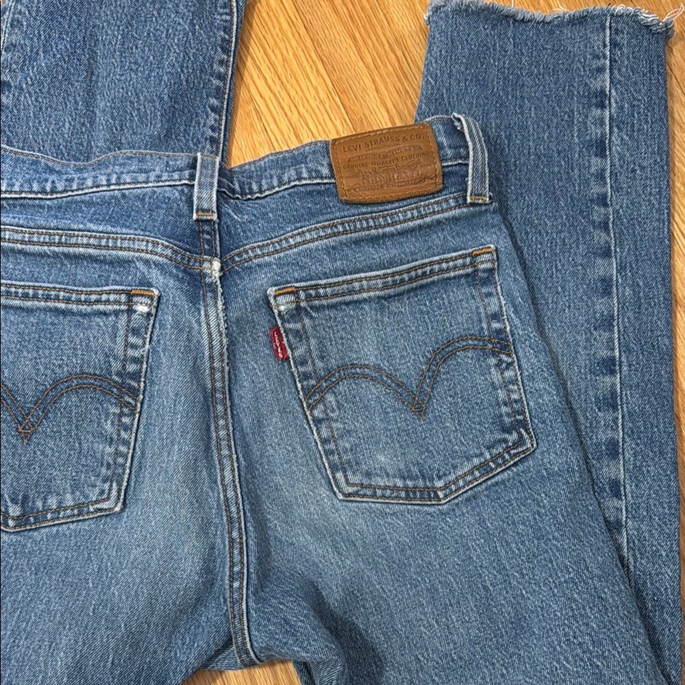 Levi's Wedgie Straight Leg Women's Jeans - Denim Blue